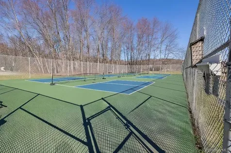 10 Regents Place Yorktown Heights NY 10598