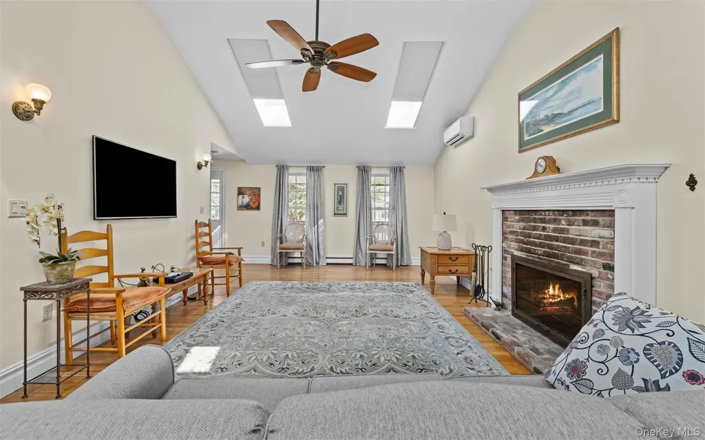 22 Peninsula Drive Sag Harbor NY 11963