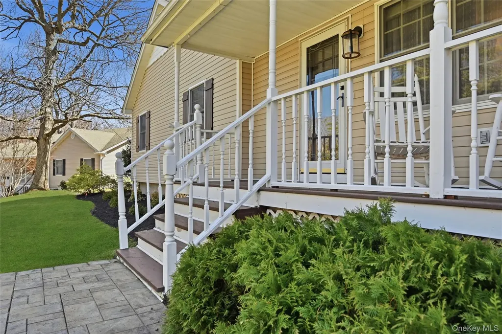 205 Great Rock Drive Wading River NY 11792