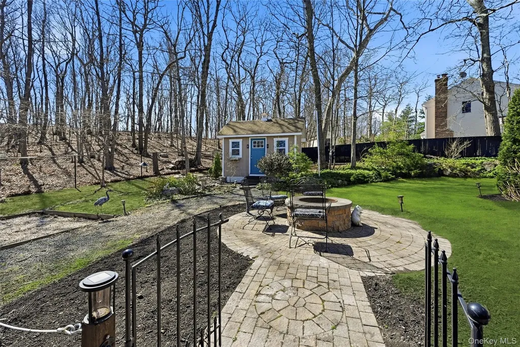 205 Great Rock Drive Wading River NY 11792