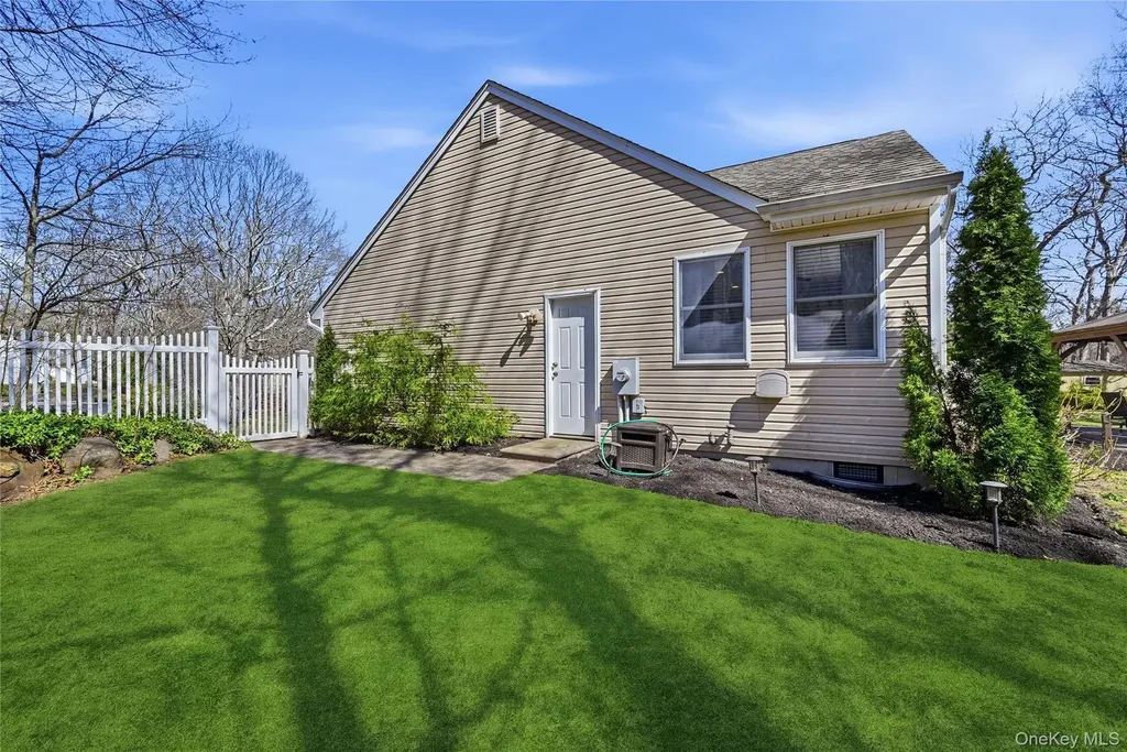 205 Great Rock Drive Wading River NY 11792