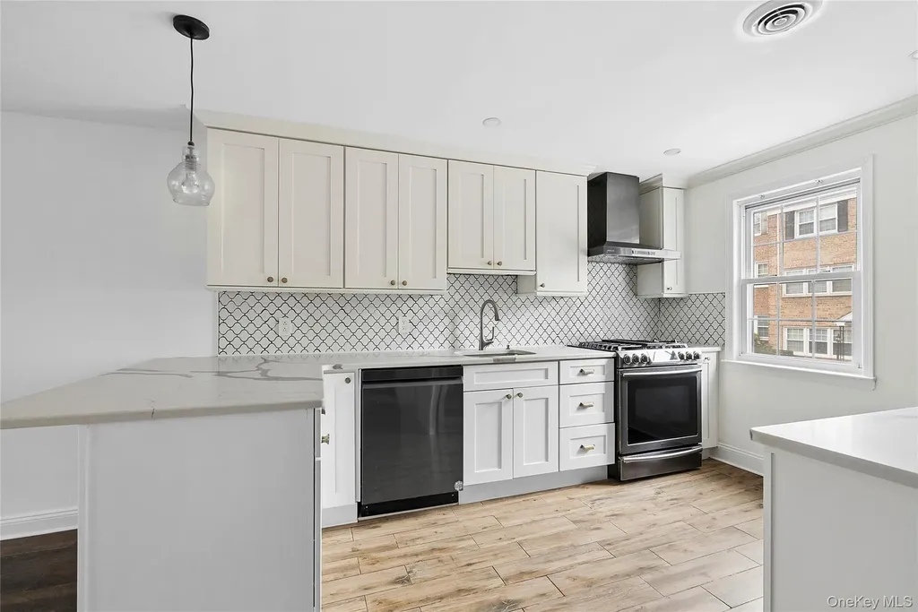 132 Texas Avenue Bronxville NY 10708
