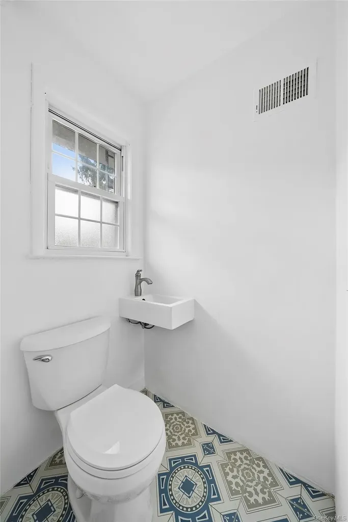 132 Texas Avenue Bronxville NY 10708