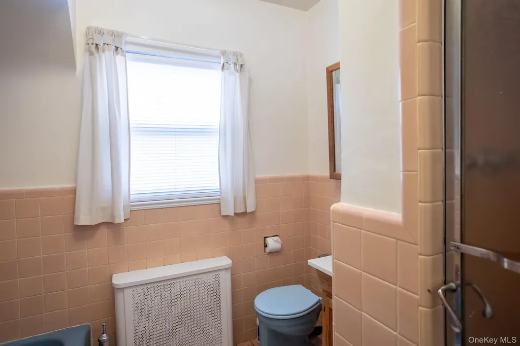 76-14 173rd Street Fresh Meadows NY 11366