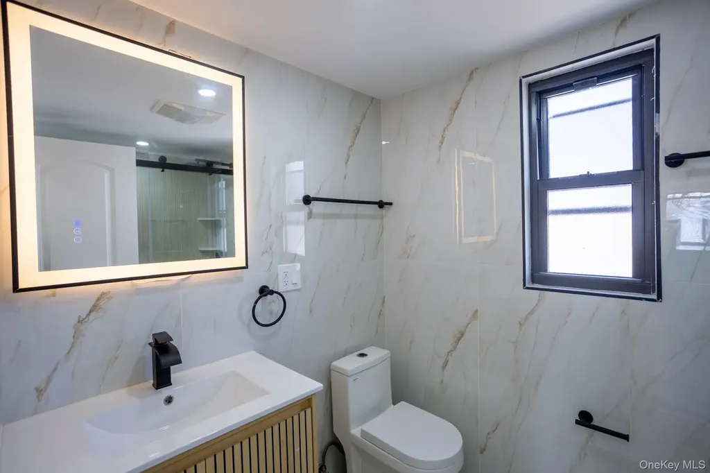 65-15 183rd Street Fresh Meadows NY 11365