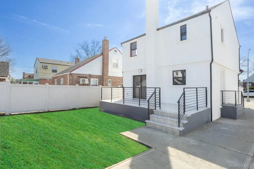 65-15 183rd Street Fresh Meadows NY 11365