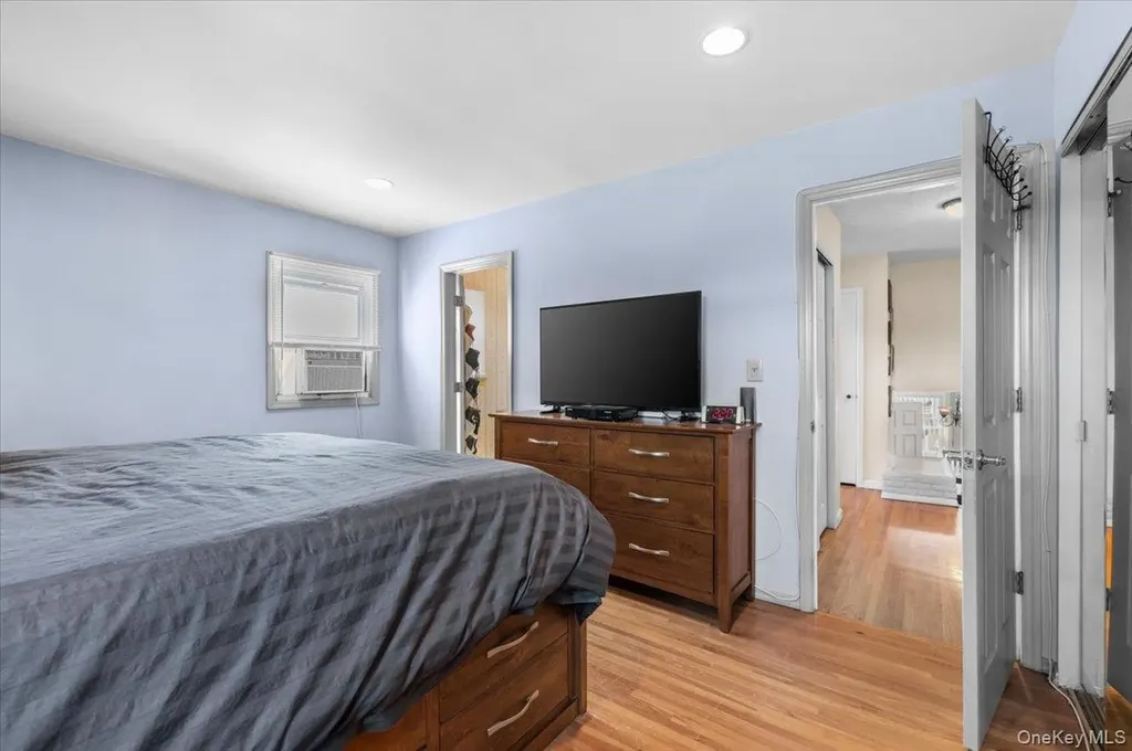 2 Fern Place Plainview NY 11803