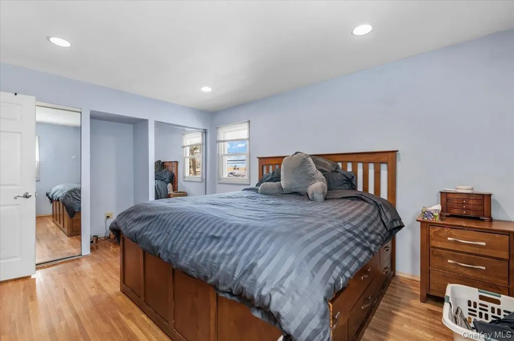 2 Fern Place Plainview NY 11803