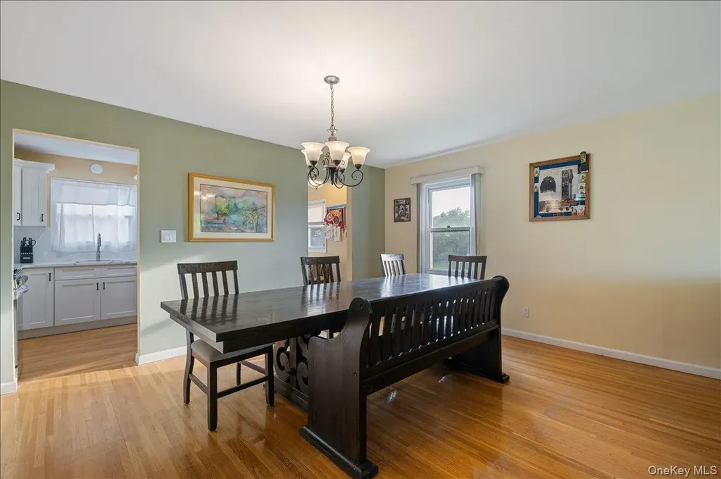 2 Fern Place Plainview NY 11803