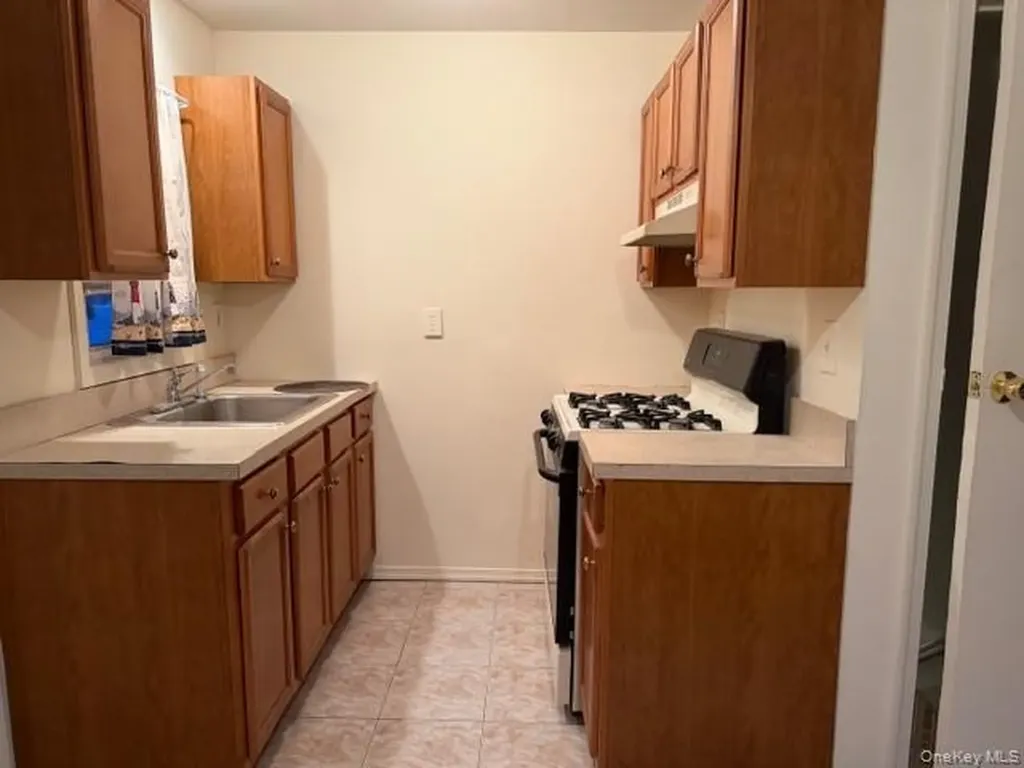 5 Totten Street Bethpage NY 11714