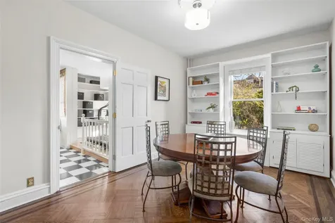 644 Fort Hill Road Scarsdale NY 10583