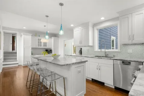 644 Fort Hill Road Scarsdale NY 10583