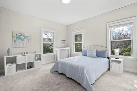 644 Fort Hill Road Scarsdale NY 10583