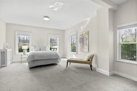 644 Fort Hill Road Scarsdale NY 10583