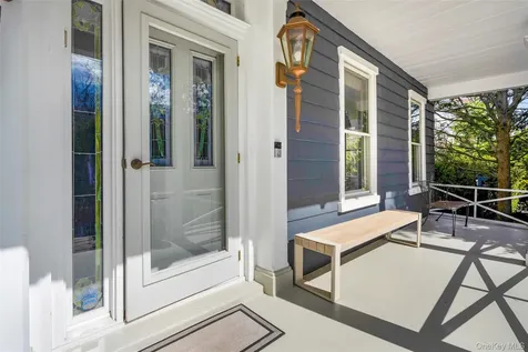 644 Fort Hill Road Scarsdale NY 10583