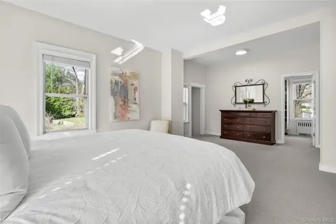 644 Fort Hill Road Scarsdale NY 10583