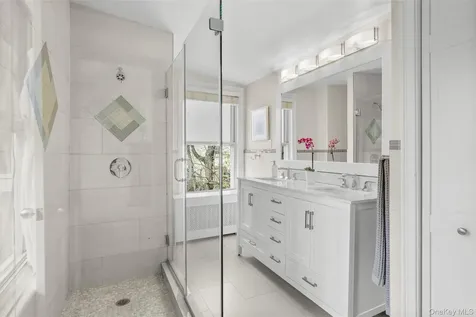644 Fort Hill Road Scarsdale NY 10583