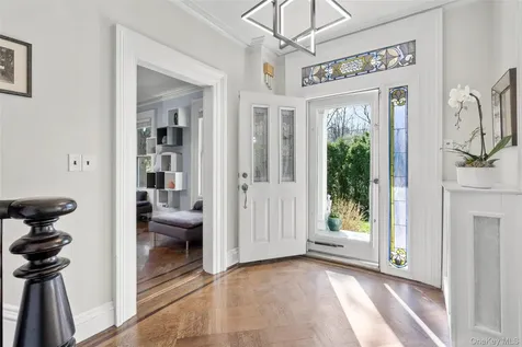644 Fort Hill Road Scarsdale NY 10583