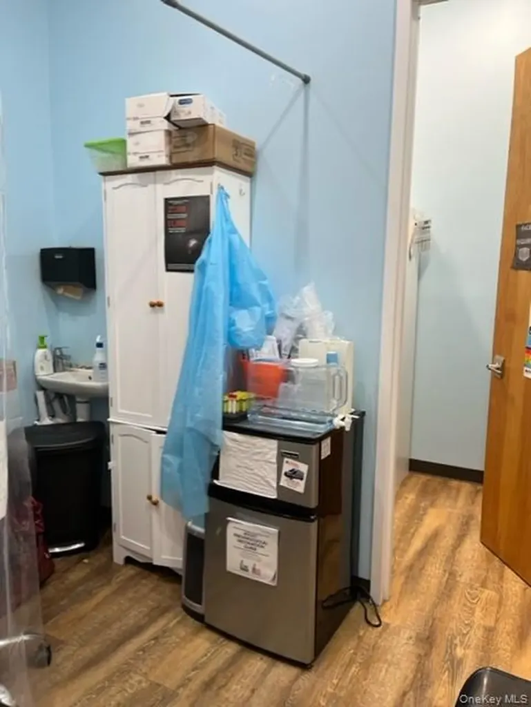 131-07 40th Road Flushing NY 11354