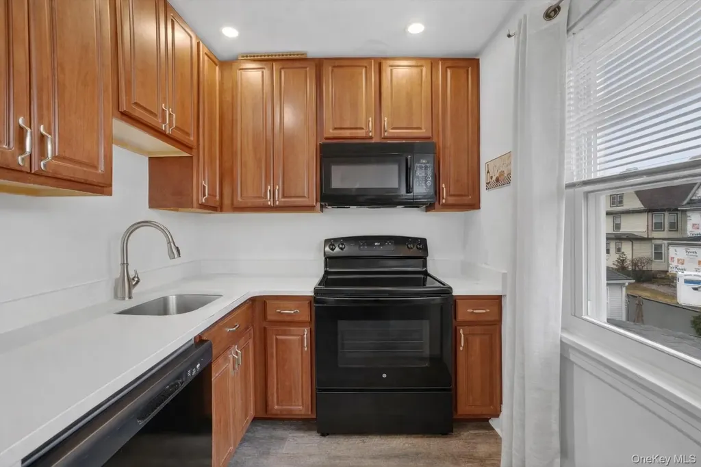 118 Third Avenue Pelham NY 10803