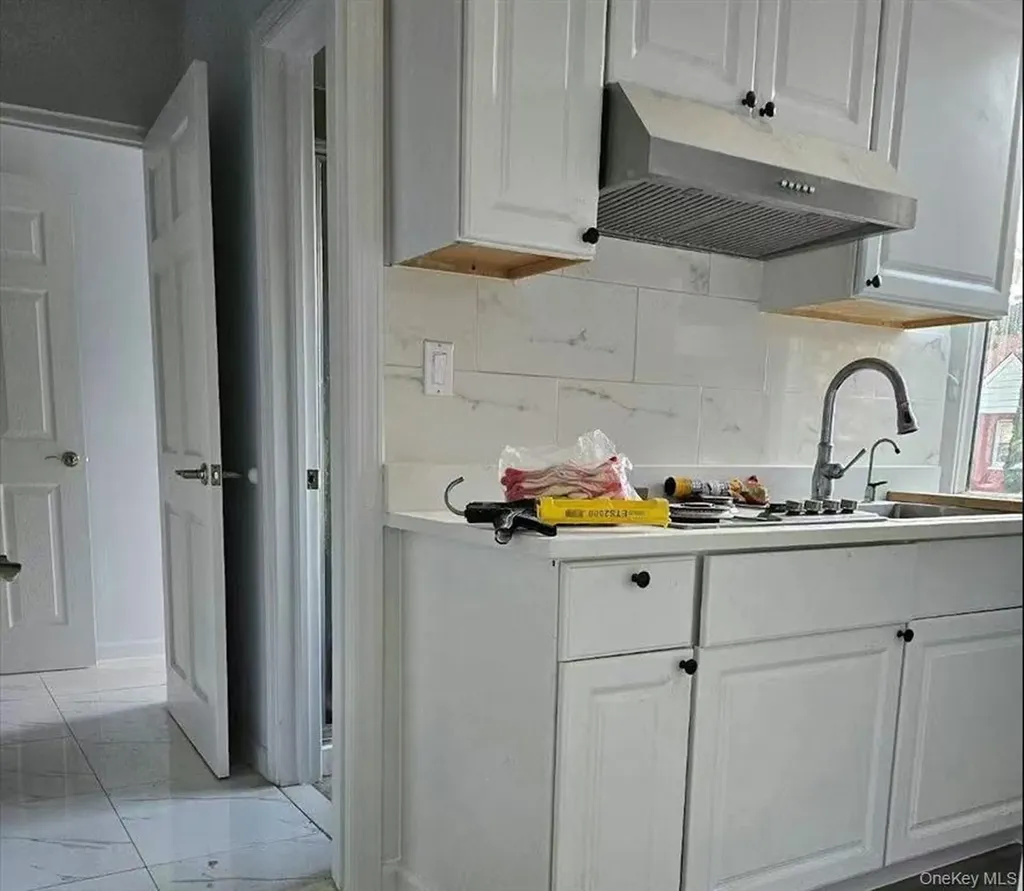 14418 Negundo Avenue Flushing NY 11355
