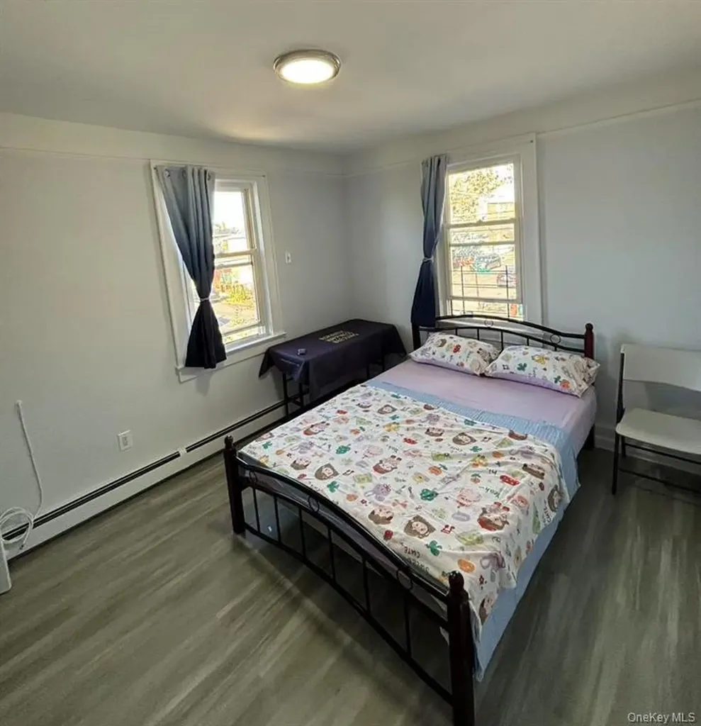 14418 Negundo Avenue Flushing NY 11355