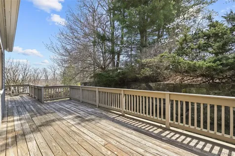 412 Heritage Hills Somers NY 10589