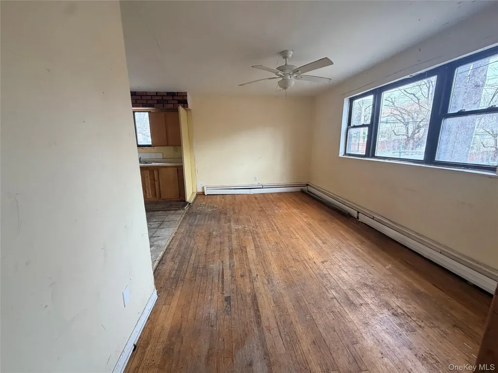 351 Quincy Avenue Bronx NY 10465