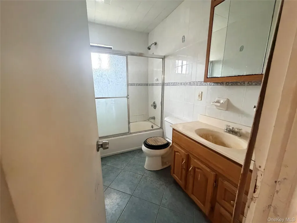 351 Quincy Avenue Bronx NY 10465