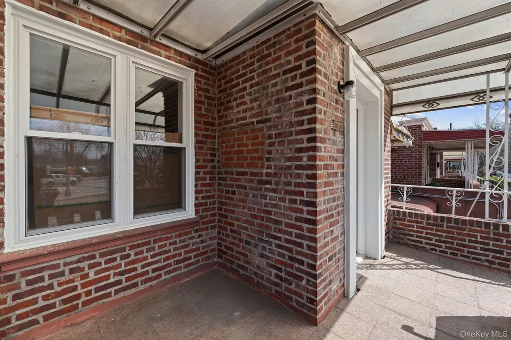 997 E 52nd Street Brooklyn NY 11234