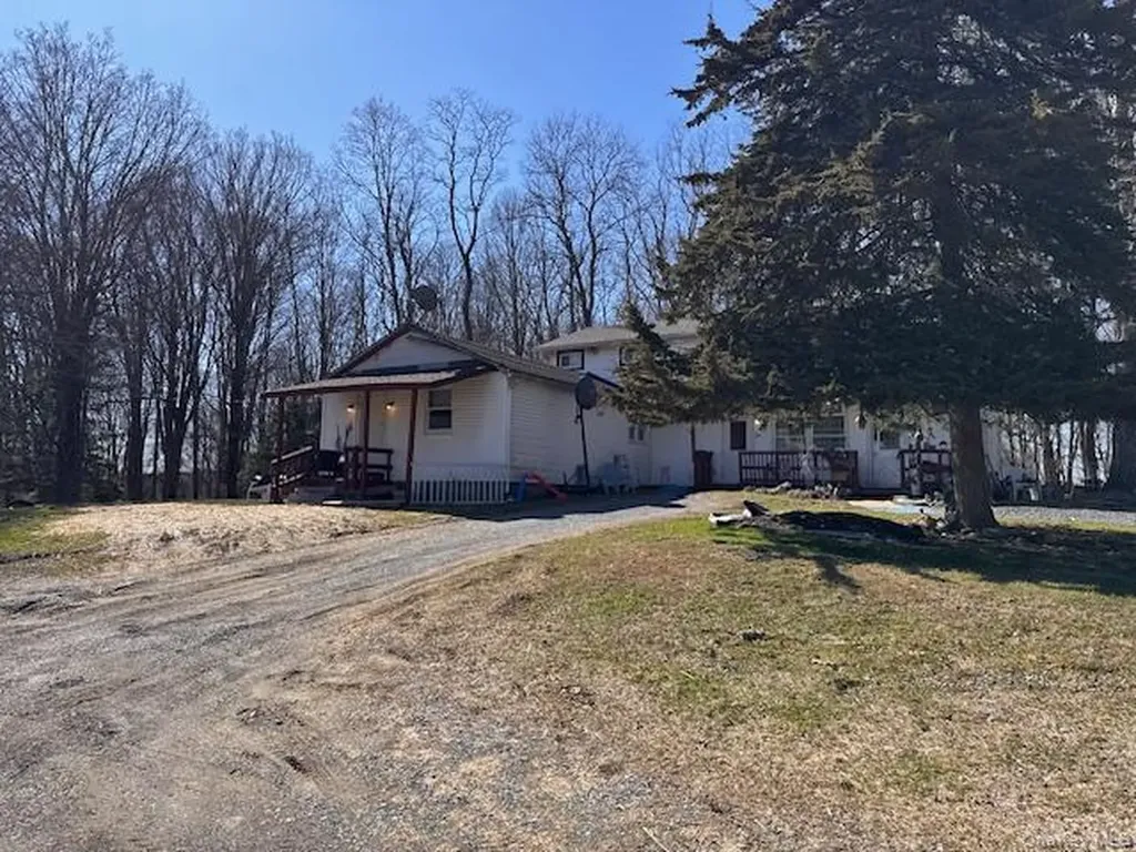 37-43 Nine Partners Road Clinton Corners NY 12514