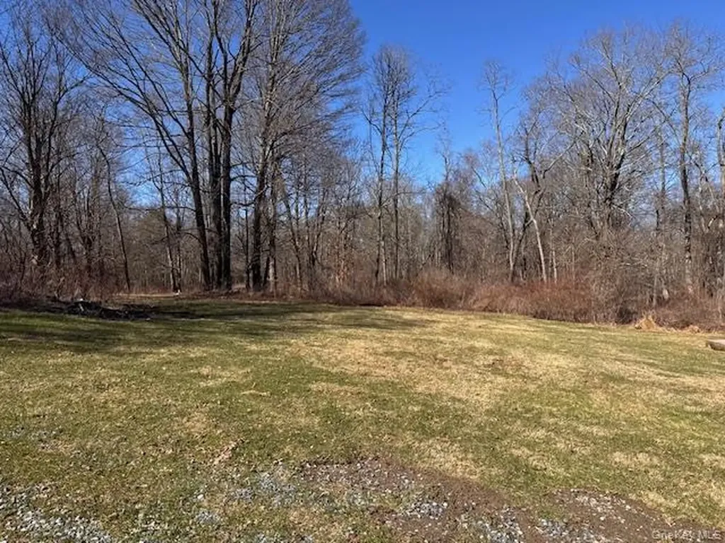 37-43 Nine Partners Road Clinton Corners NY 12514