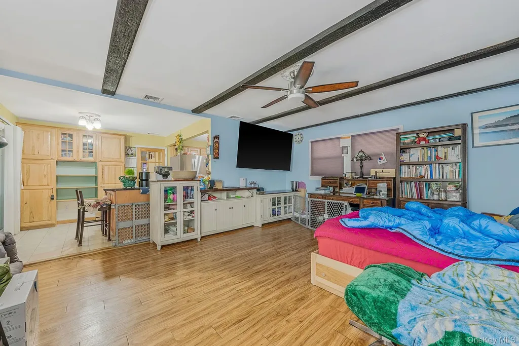 16 Manchester Lane Stony Brook NY 11790