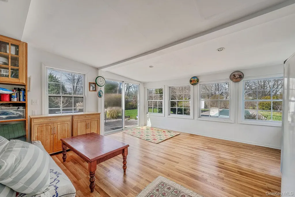 16 Manchester Lane Stony Brook NY 11790