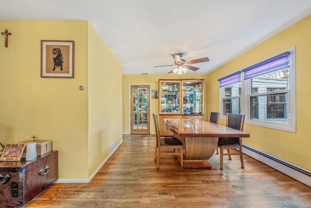 16 Manchester Lane Stony Brook NY 11790