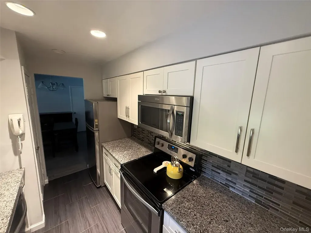 10 Bronxville Glen Drive Bronxville NY 10708