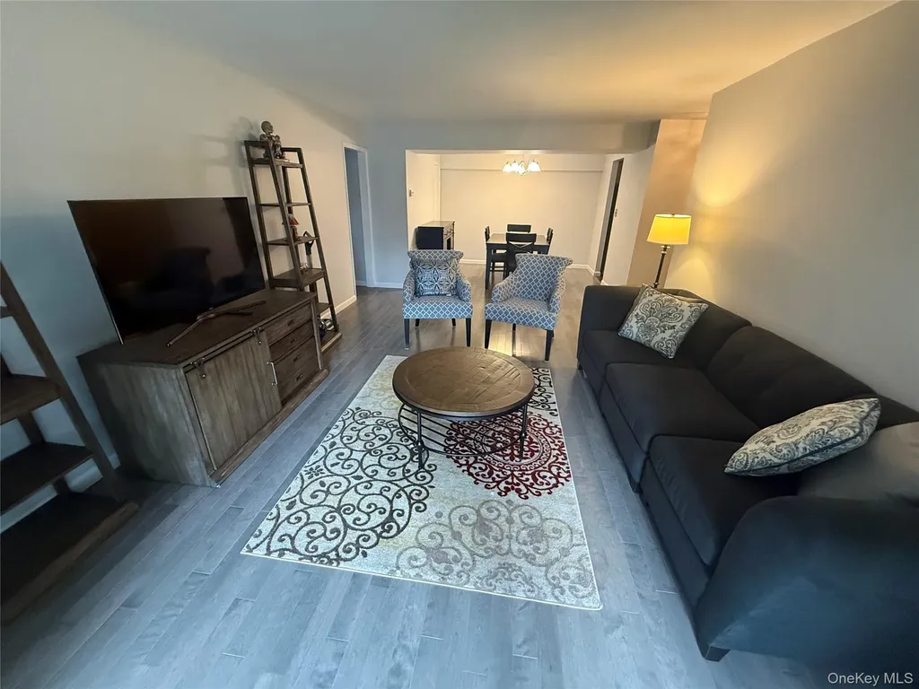 10 Bronxville Glen Drive Bronxville NY 10708