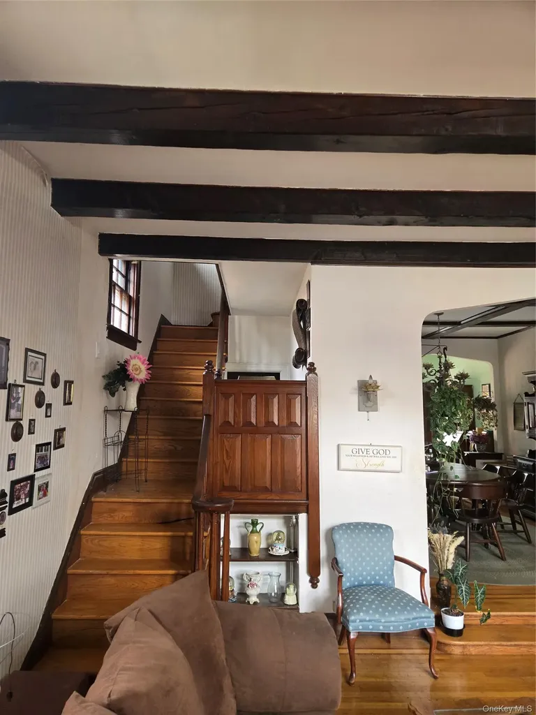 89-12 Rutledge Avenue Glendale NY 11385