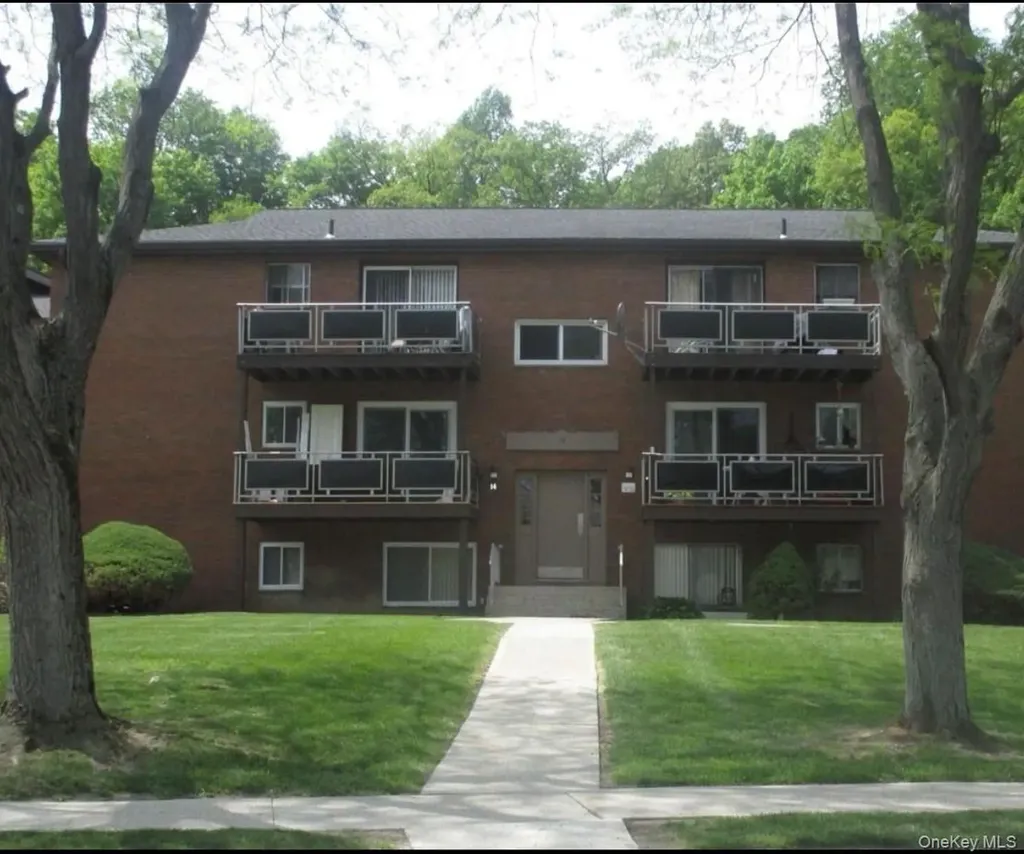 19 Tanager Road Monroe NY 10950
