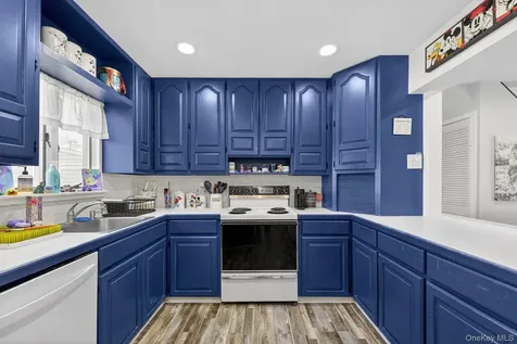38 Dunwoodie Drive Kingston NY 12401