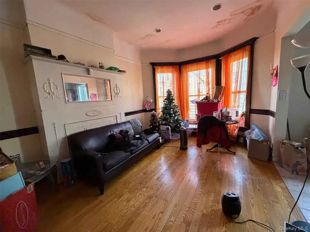 1073 Prospect Place Brooklyn NY 11213