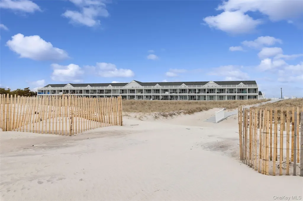 473 Dune Road Westhampton Beach NY 11978