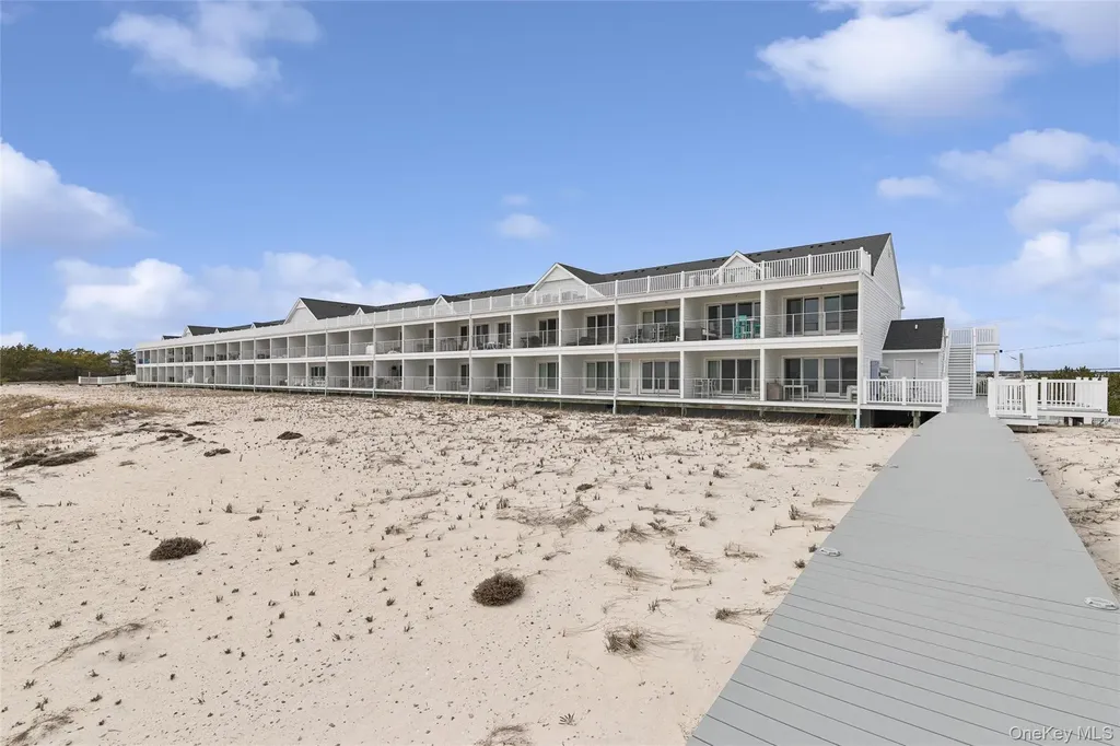 473 Dune Road Westhampton Beach NY 11978