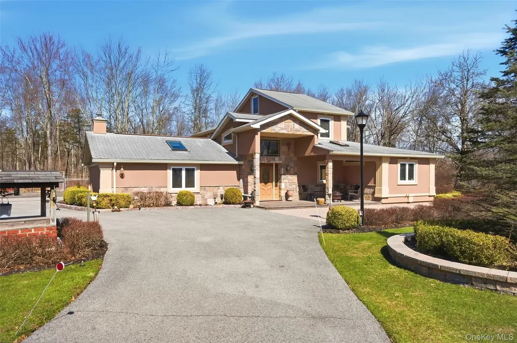 801 Albany Post Road Gardiner NY 12525