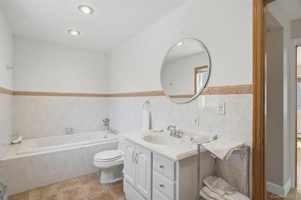801 Albany Post Road Gardiner NY 12525