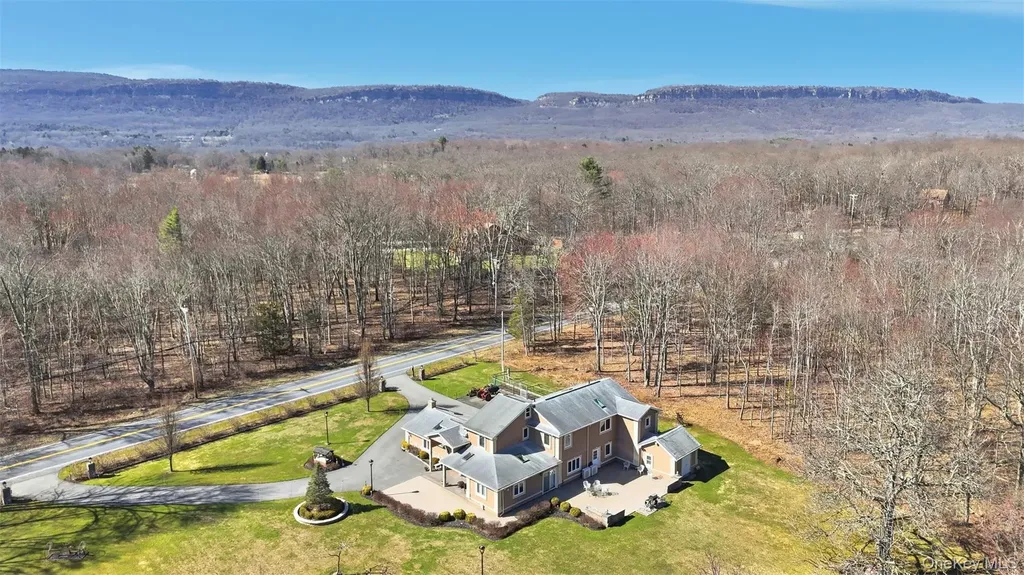 801 Albany Post Road Gardiner NY 12525