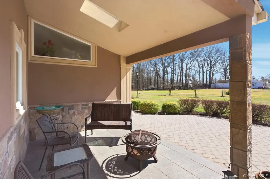 801 Albany Post Road Gardiner NY 12525