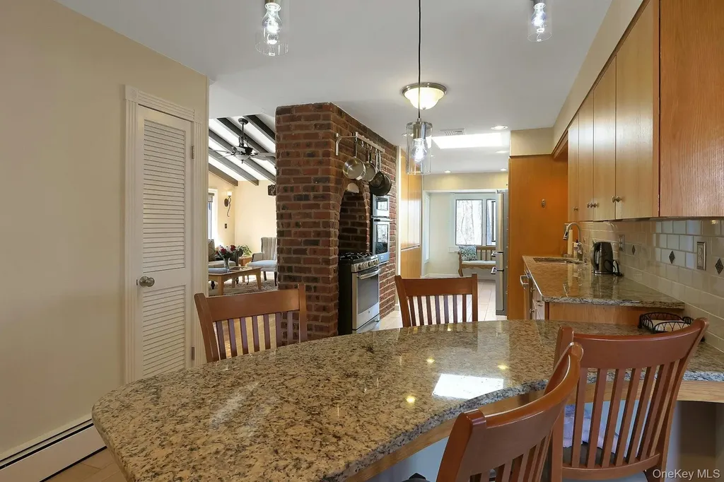 27 Deer Path Road Tuxedo Park NY 10987