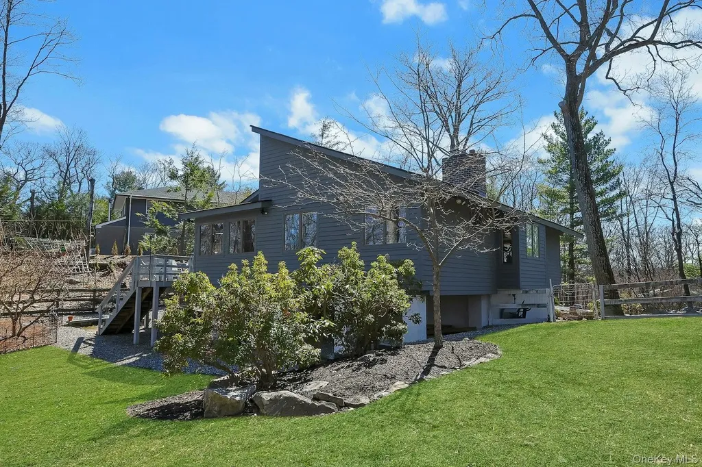 27 Deer Path Road Tuxedo Park NY 10987