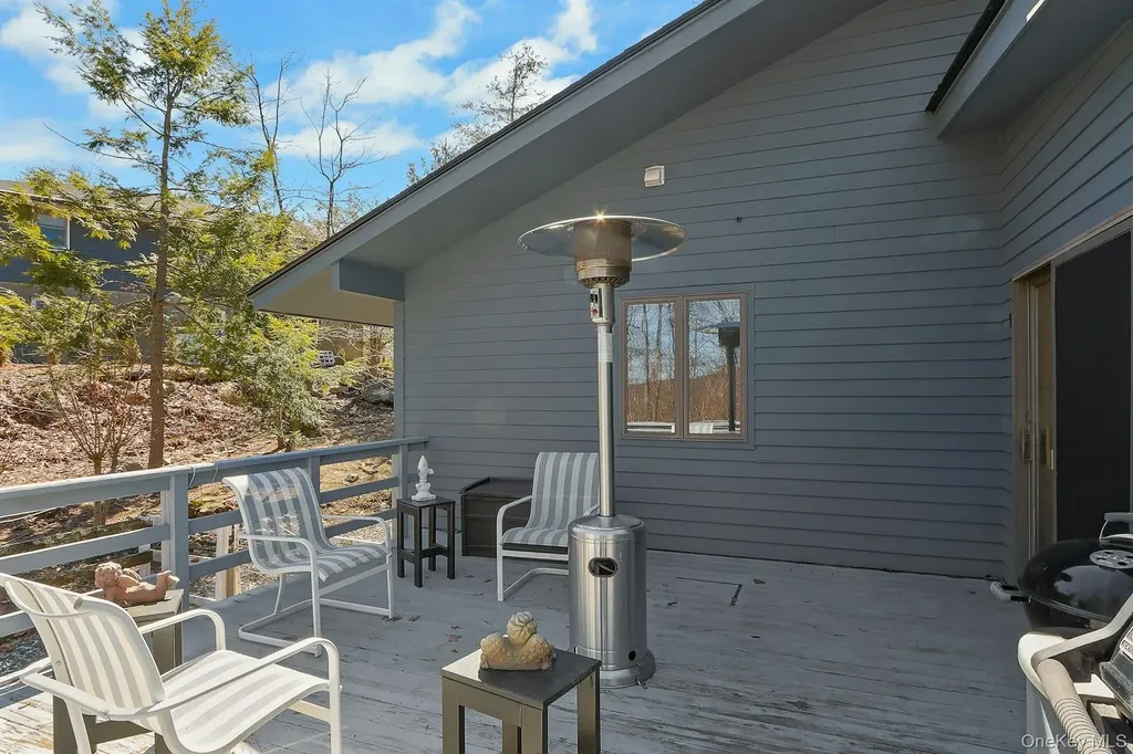 27 Deer Path Road Tuxedo Park NY 10987